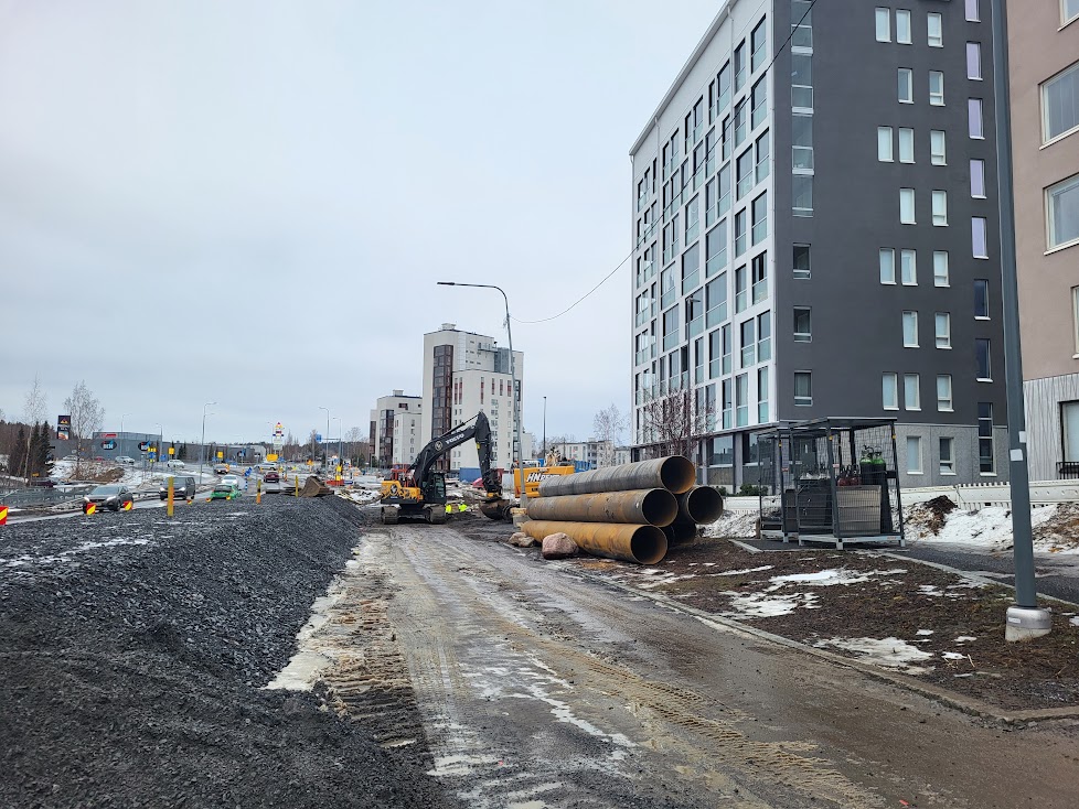 Pirkkalan ja Tampereen rajalla sijaitsevan Härmälänojan sillan rakentaminen alkaa porapaalutuksilla helmikuun alussa.